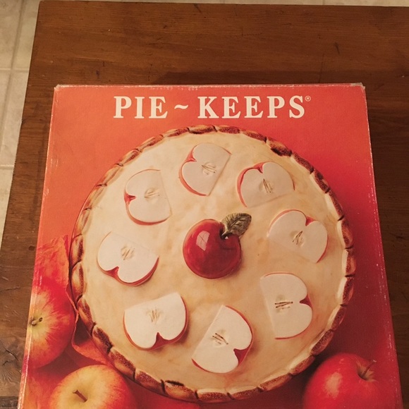 Apple Pie-shaped Pie Keep - Picture 6 of 7